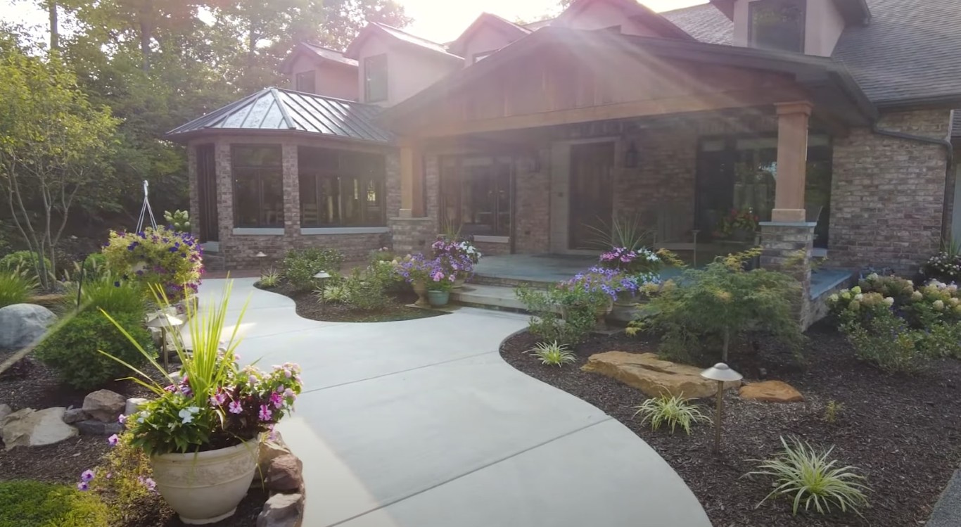 Professional landscape design with stone walkway and lush plantings in Alameda, CA